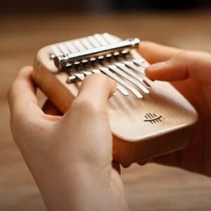 Vaikiškas instrumentas Kalimba